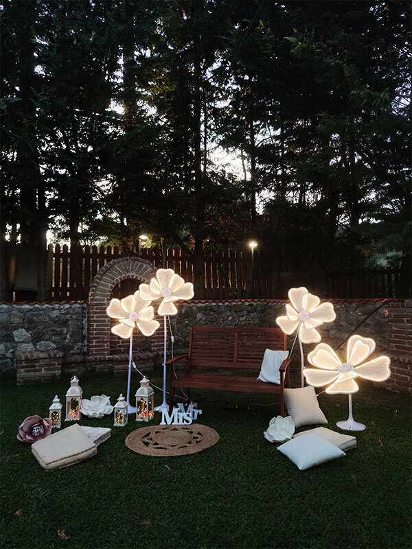 Outdoor summer  wedding!